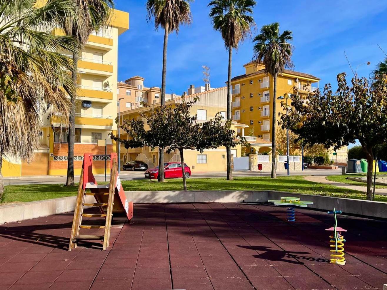 Playa De Miramar - 3 Min Walk To The Beach, Family-Friendly, Near Gandia Exterior foto